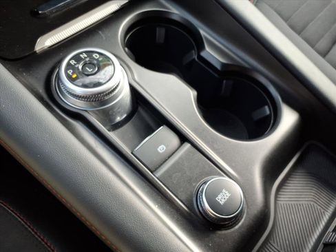 Used 2025 Ford Explorer ST-Line w/ ST-Line Street Pack image 20