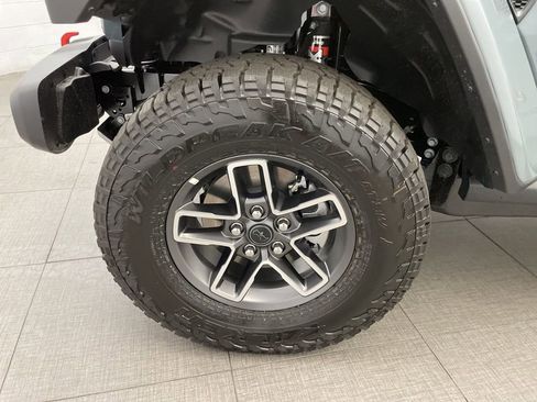 New 2026 Jeep Gladiator Mojave AWD/4WD image 8