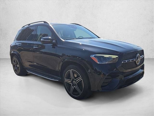 Used 2024 Mercedes-Benz GLE 450 4MATIC image 3
