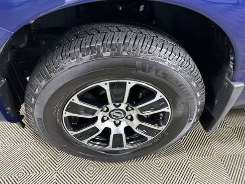 Used 2024 Nissan Titan SV w/ Accessory Utility Package image 10