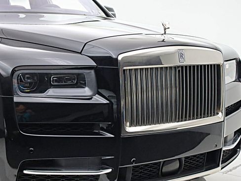 Used 2019 Rolls-Royce Cullinan AWD/4WD image 17