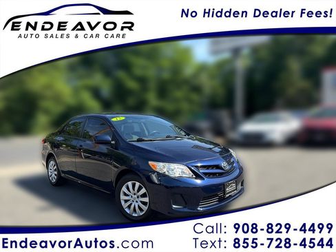 Used 2012 Toyota Corolla LE FWD image 1