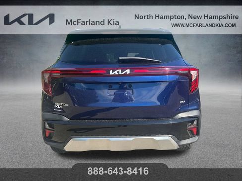 Used 2024 Kia Seltos SX w/ SX Sunroof Package AWD/4WD image 5