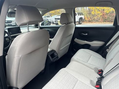 Used 2024 Honda HR-V LX image 18