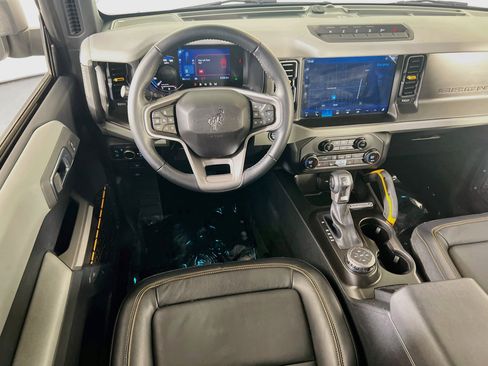 Used 2023 Ford Bronco Badlands AWD/4WD image 22