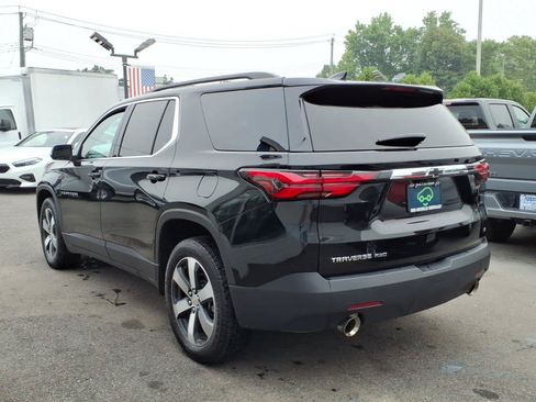 Certified 2023 Chevrolet Traverse LT w/ LT Premium Package AWD/4WD image 4