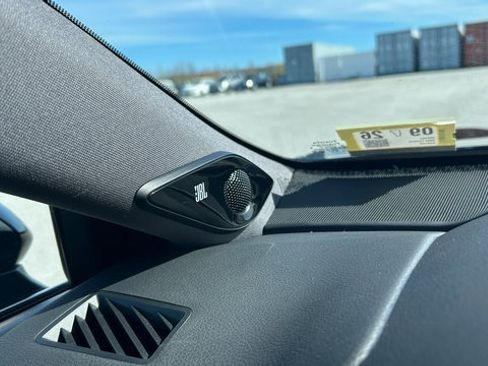 Used 2020 Toyota Avalon Touring image 22