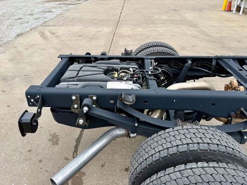 New 2024 Ford F550 4x4 Regular Cab Super Duty image 16