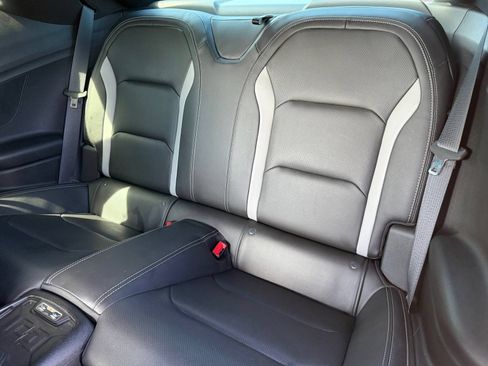 Used 2018 Chevrolet Camaro SS RWD image 13