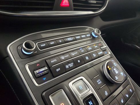 Used 2022 Hyundai Santa Fe Limited AWD/4WD image 30