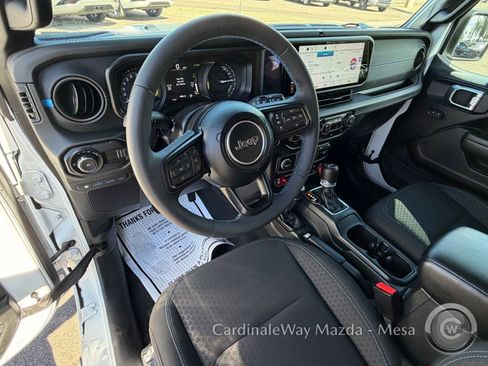 Used 2024 Jeep Wrangler Unlimited Rubicon 4xe w/ Technology Group image 15