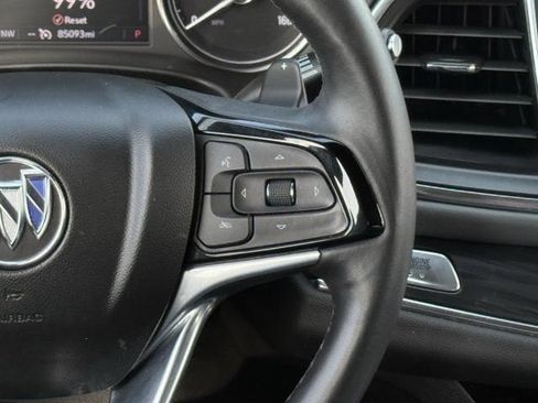 Used 2022 Buick Enclave Essence FWD image 16