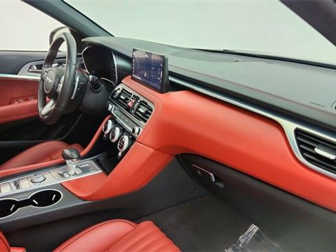 Used 2023 Genesis G70 2.0T w/ Sport Prestige Package image 20
