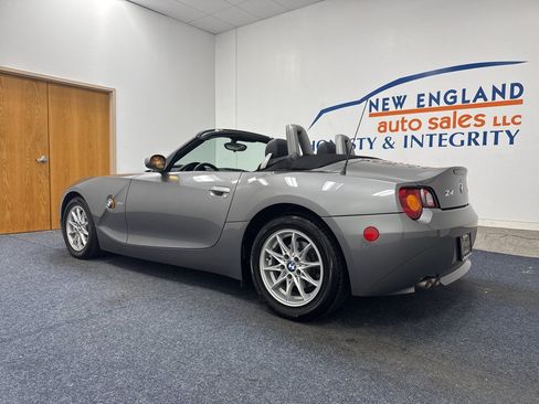 Used 2003 BMW Z4 2.5i RWD image 6