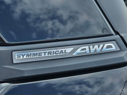 Used 2025 Subaru Forester Premium AWD/4WD image 30