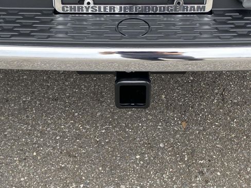 New 2026 RAM 1500 4x4 Crew Cab image 10