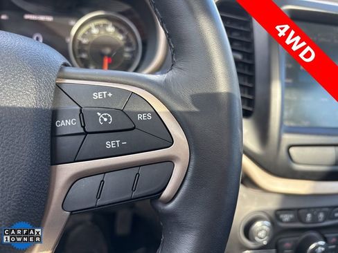 Used 2016 Jeep Cherokee Limited image 15