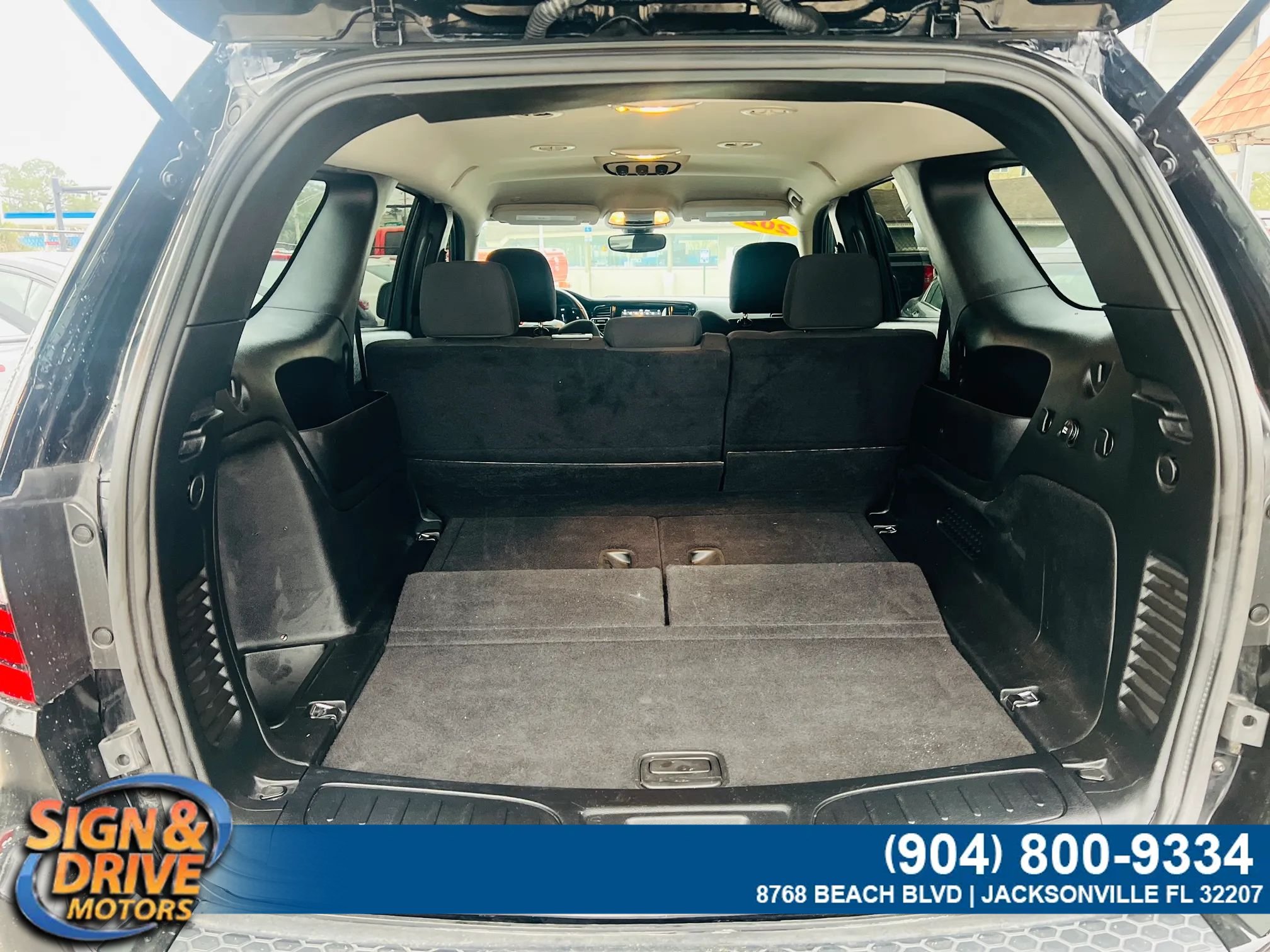 Used 2020 Dodge Durango SXT RWD image 7