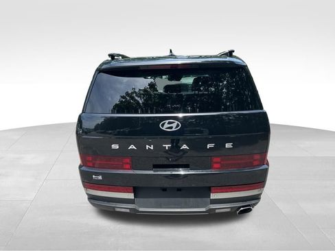 Used 2024 Hyundai Santa Fe Limited FWD image 4