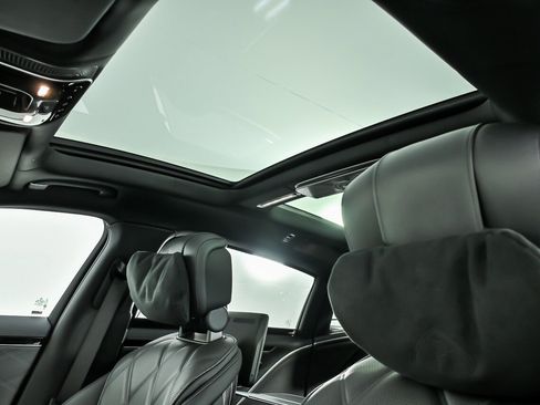 Used 2024 Mercedes-Benz Maybach S 680 4MATIC image 25