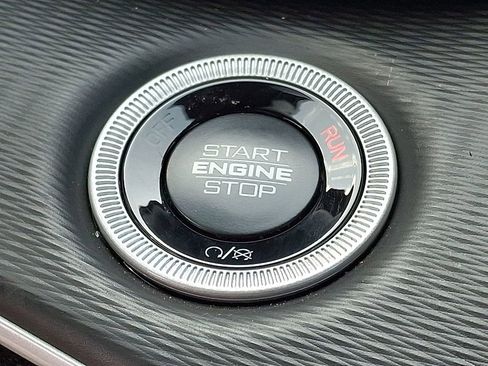 New 2026 Jeep Grand Cherokee L Laredo w/ MOPAR Finishing Package image 15