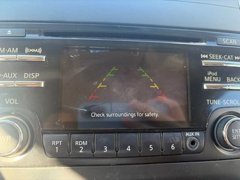Used 2014 Nissan Frontier SV w/ SV Value Truck Package RWD image 26