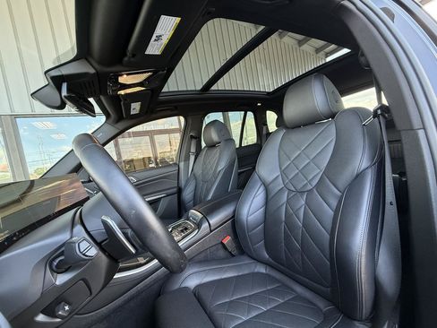 Used 2024 BMW X5 xDrive40i w/ M Sport Package AWD/4WD image 14