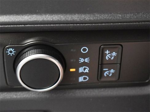 Used 2022 Ford Expedition XLT image 29