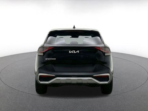 Used 2025 Kia Sportage LX FWD image 8