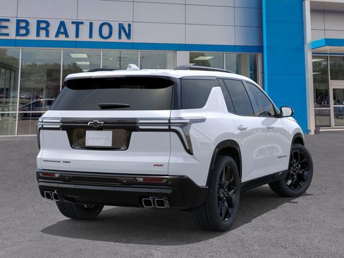 New 2026 Chevrolet Traverse RS w/ LPO, Floor Liner Package image 4