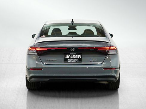 Used 2025 Honda Accord Sport image 4