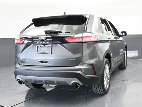 Used 2022 Ford Edge Titanium image 5