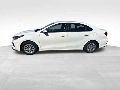 Used 2019 Kia Forte Sedan image 3