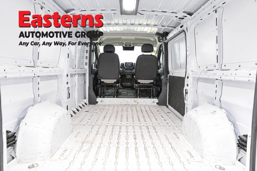 Used 2025 RAM ProMaster 2500 w/ Convenience Group FWD image 10