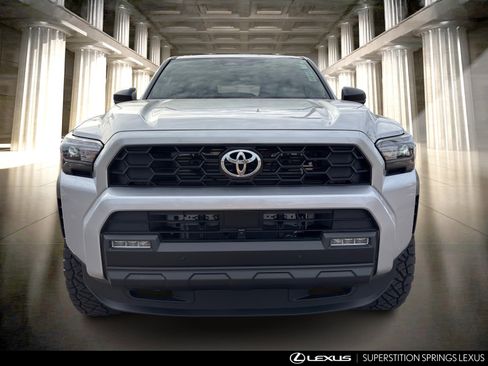 Used 2025 Toyota 4Runner TRD Off-Road Premium image 9