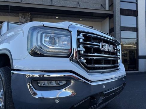 Used 2018 GMC Sierra 1500 SLT w/ SLT Premium Package image 3