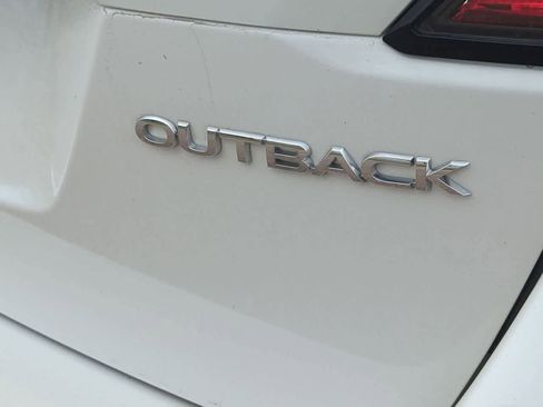 Used 2023 Subaru Outback Premium AWD/4WD image 12