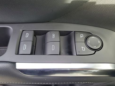 Certified 2025 Chevrolet Traverse LT image 22