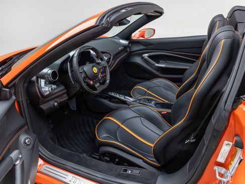 Certified 2022 Ferrari F8 Tributo image 56