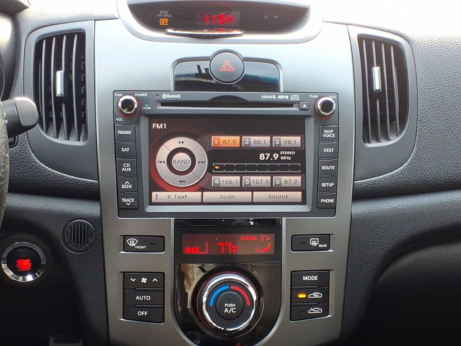 Used 2011 Kia Forte SX w/ Tech Pkg FWD image 6