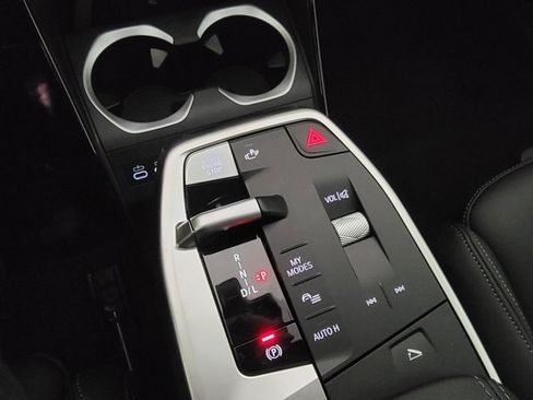 New 2025 BMW X1 xDrive28i w/ Premium Package image 17