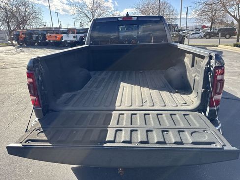 Used 2020 RAM 1500 Laramie image 32