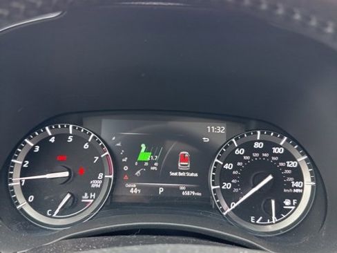 Used 2020 Toyota Highlander Limited image 9