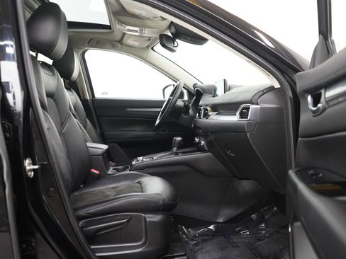 Used 2017 MAZDA CX-5 Touring w/ Preferred Equipment Package AWD/4WD image 9