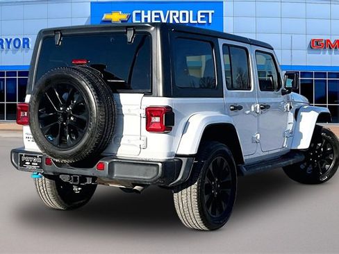 Used 2023 Jeep Wrangler Unlimited Sahara w/ Cold Weather Group image 5