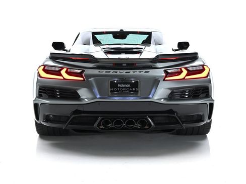 Used 2024 Chevrolet Corvette Z06 w/ Stealth Interior Trim Package RWD image 6