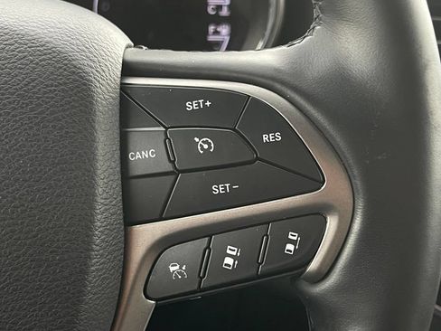 Used 2021 Jeep Grand Cherokee Limited RWD image 41