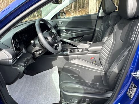 New 2026 Hyundai Elantra Limited image 8