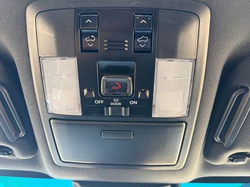 Used 2023 Lexus GX 460 Premium w/ Premium Package AWD/4WD image 26