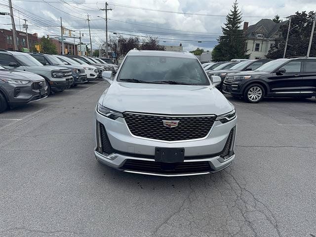 Used 2020 Cadillac XT6 Premium Luxury AWD/4WD image 8
